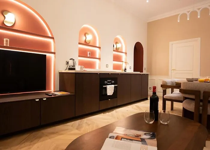 Luxe Rouvet I Netflix I Calme